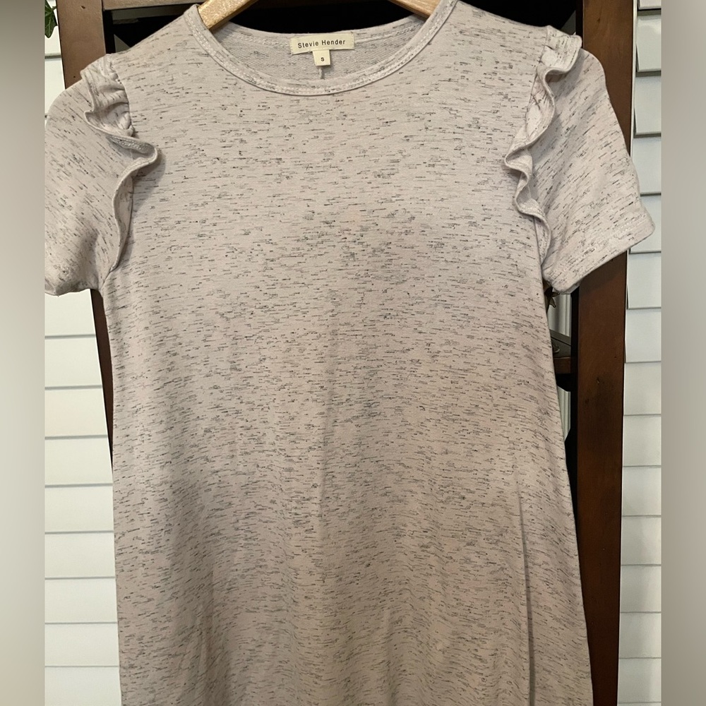 STEVIE HENDER Comfy Gray Ruffle Sleeve soft T~Shirt Dress in Size:Small LIKE NEW - Picture 4 of 8